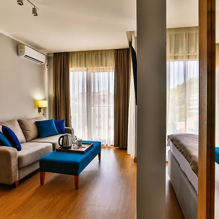 Lusso Mare By Aycon 4*