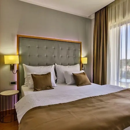 Hotel Lusso Mare By Aycon